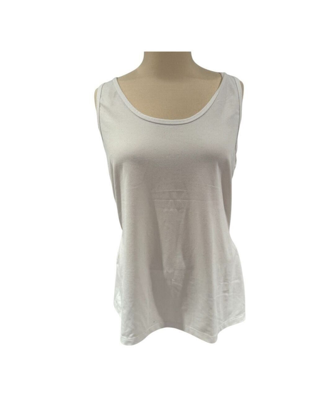 HYBA White Sleeveless Athletic Tank Top - size XL